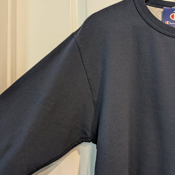 Champion Sweatshirt Men's Medium Navy Blue Fleece Crew Long Sleeve NWT Comfort - Picture 7 of 15